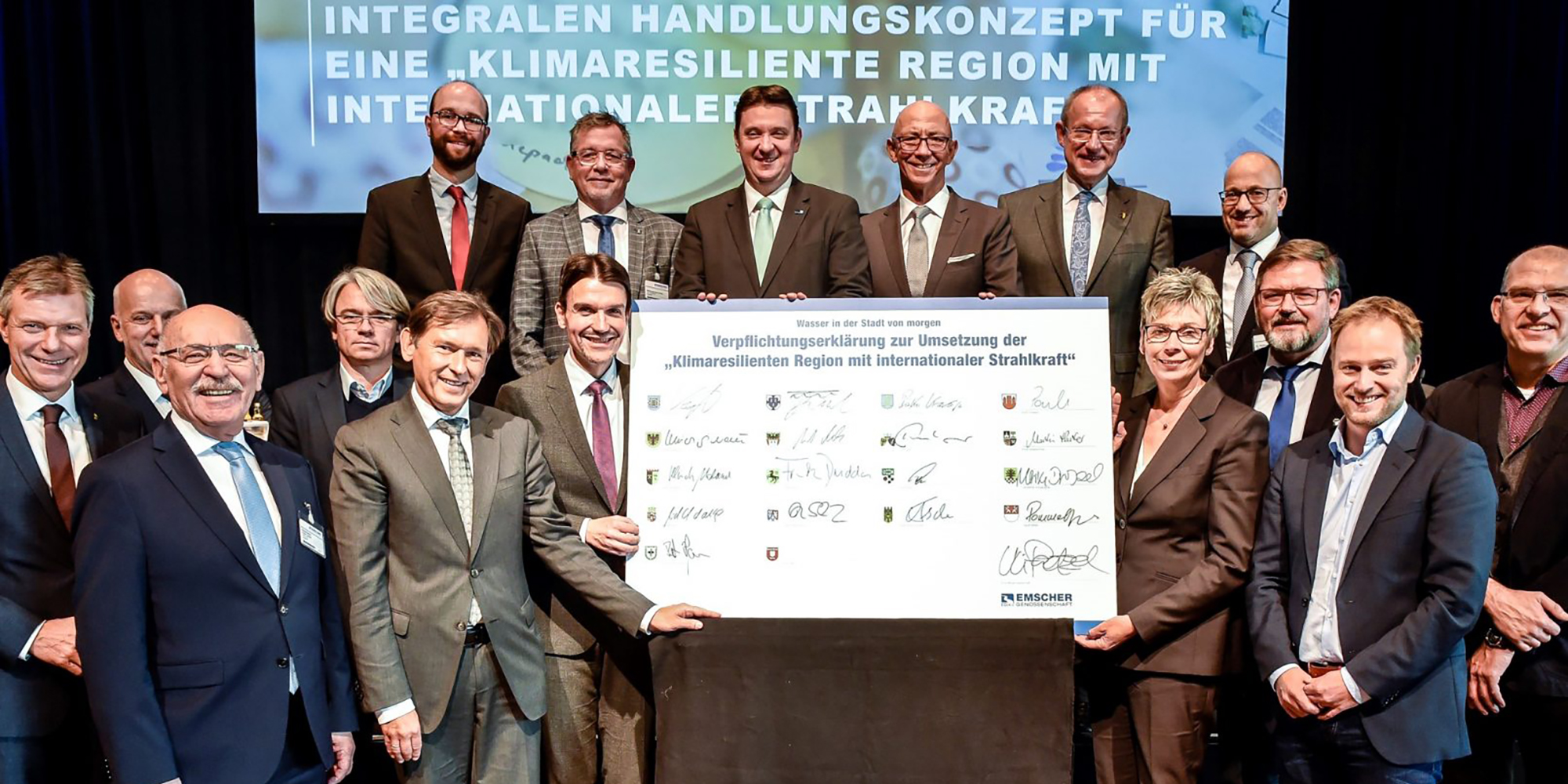 Gruppenbild-1610×1208-c